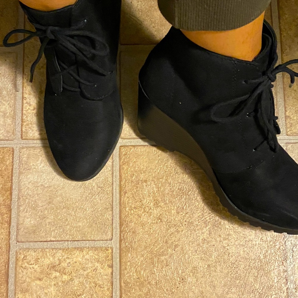 Black wedge bootie cuties!